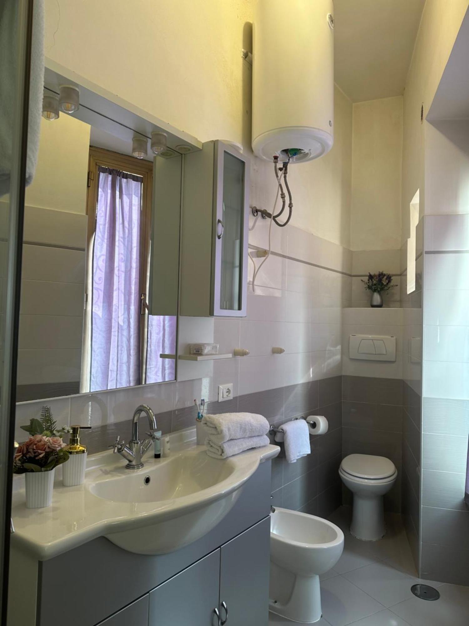 Loft Germanico Apartment โรม ภายนอก รูปภาพ